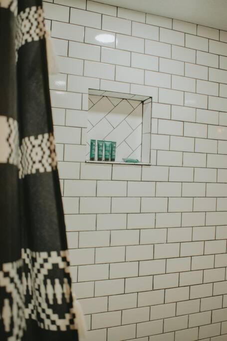 הוילה אלבוקרקי Casa Charleston-3Br-2Bath-Hot Tub-Pet Friendly-No Pet Fees! מראה חיצוני תמונה