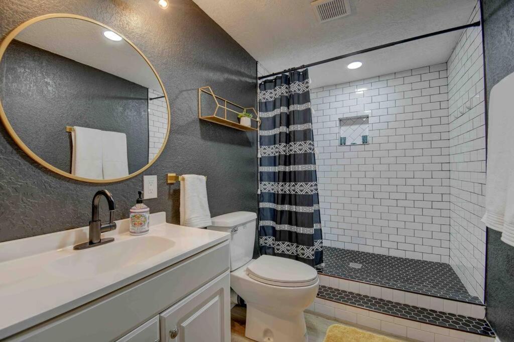 הוילה אלבוקרקי Casa Charleston-3Br-2Bath-Hot Tub-Pet Friendly-No Pet Fees! מראה חיצוני תמונה